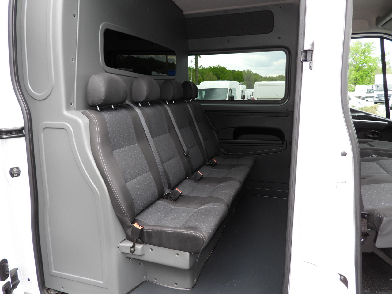 Panel van OPEL MOVANO BOX DELIVERY VAN 7 SEATS CRUISE CONTROL LED LIGHTS AIR CONDITIONING 135HP: picture 38 Panel van OPEL MOVANO BOX DELIVERY VAN 7 SEATS CRUISE CONTROL LED LIGHTS AIR CONDITIONING 135HP: picture 38