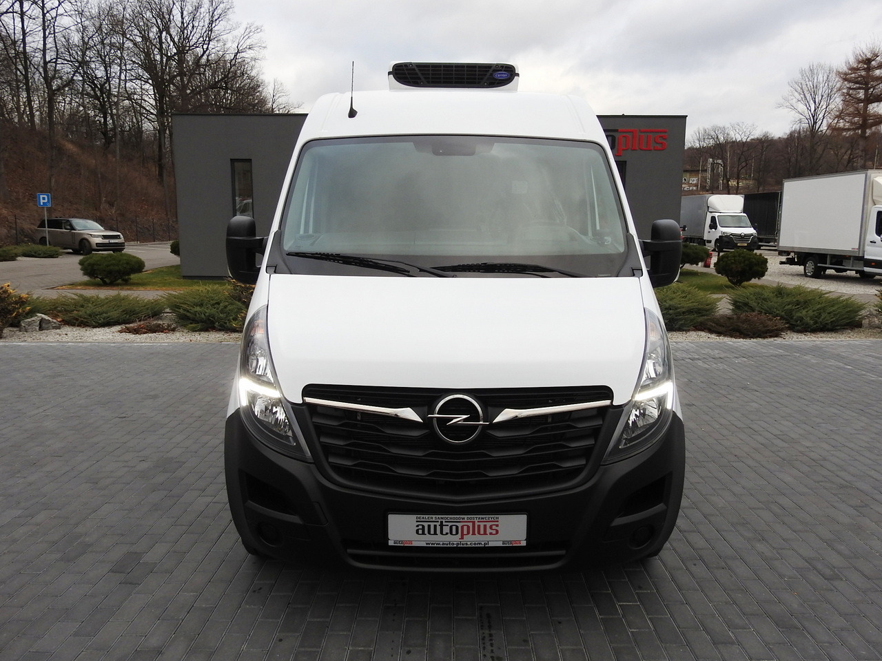 OPEL MOVANO REFRIGERATOR VAN 0*C CRUISE CONTROL NAVIGATION AIR CONDITIONING LED LIGHTS 150HP - Refrigerated van: picture 5 OPEL MOVANO REFRIGERATOR VAN 0*C CRUISE CONTROL NAVIGATION AIR CONDITIONING LED LIGHTS 150HP - Refrigerated van: picture 5