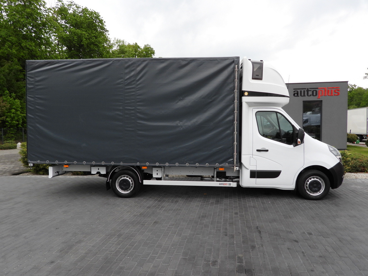 Curtain side van OPEL MOVANO  TARPAULIN 10 PALLETS CRUISE CONTROL NAVIGATION LED LIGHTS PNEUMATICS AIR CONDITIONING  165HP: picture 7