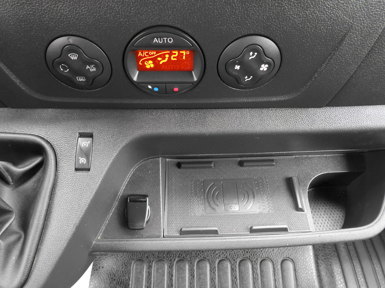 Curtain side van OPEL MOVANO TARPAULIN 10 PALLETS WEBASTO CRUISE CONTROL NAVIGATION AIR CONDITIONING LED LIGHTS PNEUMATICS 165HP: picture 41 Curtain side van OPEL MOVANO TARPAULIN 10 PALLETS WEBASTO CRUISE CONTROL NAVIGATION AIR CONDITIONING LED LIGHTS PNEUMATICS 165HP: picture 41