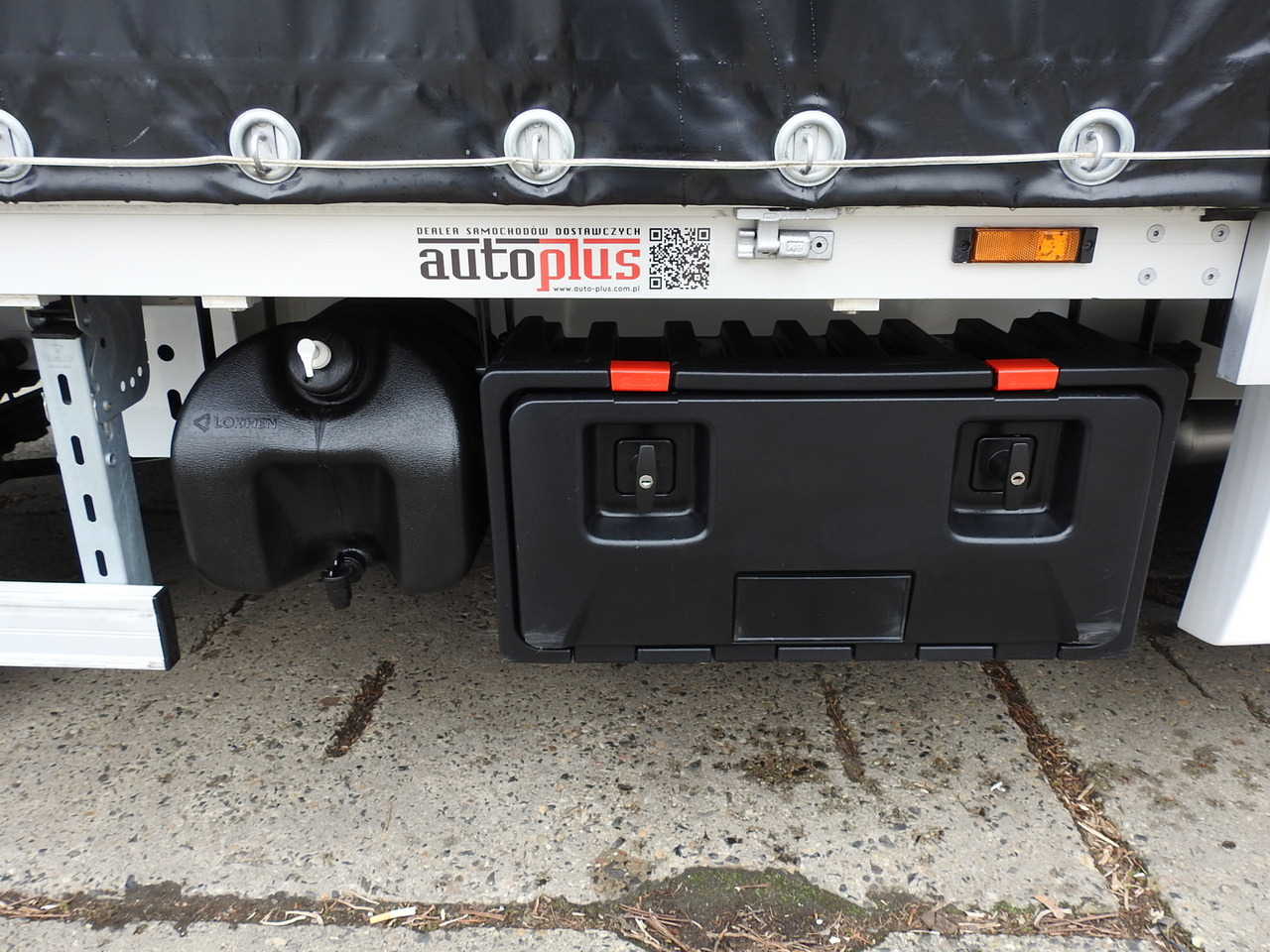 Curtain side van OPEL MOVANO TARPAULIN 10 PALLETS WEBASTO CRUISE CONTROL NAVIGATION AIR CONDITIONING LED LIGHTS PNEUMATICS 165HP: picture 25 Curtain side van OPEL MOVANO TARPAULIN 10 PALLETS WEBASTO CRUISE CONTROL NAVIGATION AIR CONDITIONING LED LIGHTS PNEUMATICS 165HP: picture 25