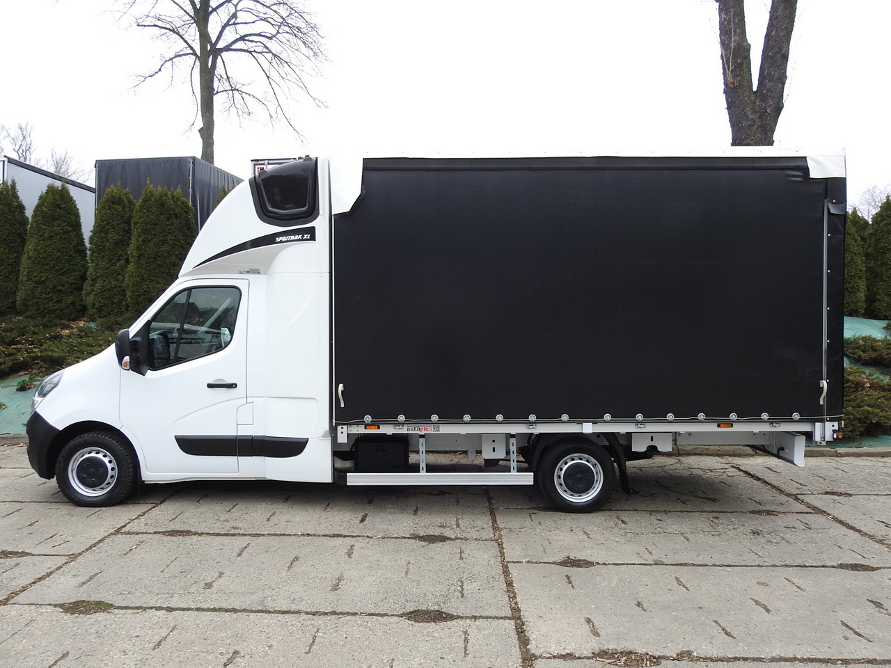 Curtain side van OPEL MOVANO TARPAULIN 10 PALLETS WEBASTO CRUISE CONTROL NAVIGATION AIR CONDITIONING LED LIGHTS PNEUMATICS 165HP: picture 9 Curtain side van OPEL MOVANO TARPAULIN 10 PALLETS WEBASTO CRUISE CONTROL NAVIGATION AIR CONDITIONING LED LIGHTS PNEUMATICS 165HP: picture 9