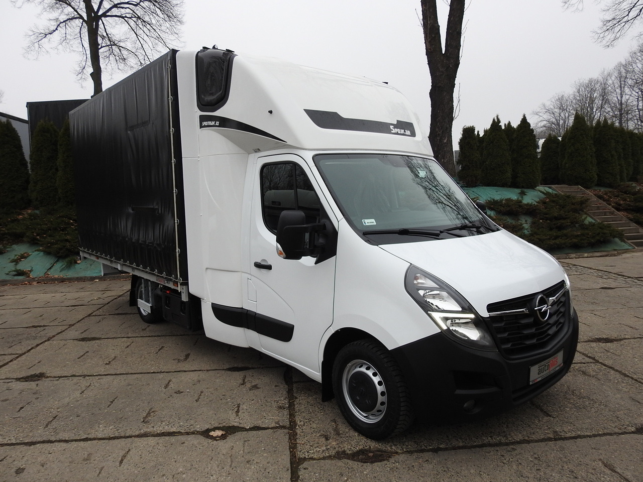 Curtain side van OPEL MOVANO TARPAULIN 10 PALLETS WEBASTO CRUISE CONTROL NAVIGATION AIR CONDITIONING LED LIGHTS PNEUMATICS 165HP: picture 22 Curtain side van OPEL MOVANO TARPAULIN 10 PALLETS WEBASTO CRUISE CONTROL NAVIGATION AIR CONDITIONING LED LIGHTS PNEUMATICS 165HP: picture 22