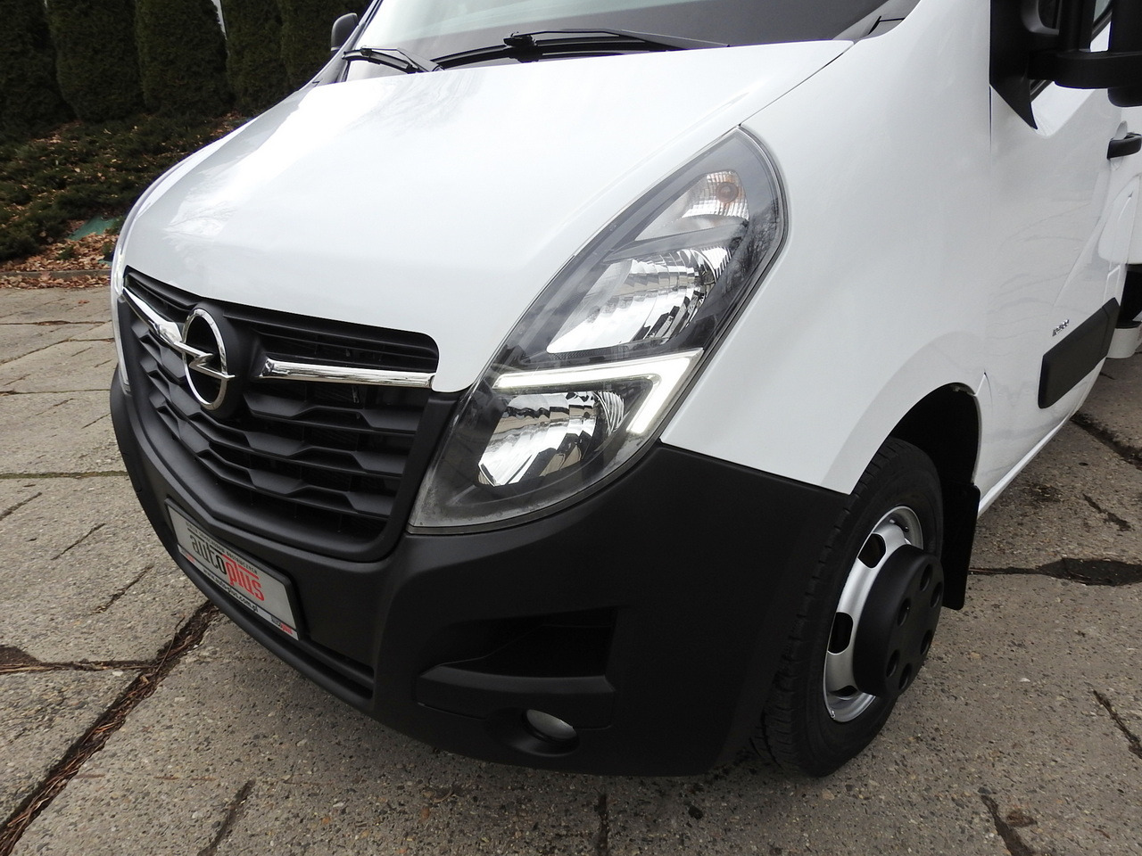 Curtain side van OPEL MOVANO TARPAULIN LIFT 10 PALLETS CRUISE CONTROL AIR CONDITIONING LED LIGHTS PNEUMATICS TWIN WHEELS 165HP: picture 19 Curtain side van OPEL MOVANO TARPAULIN LIFT 10 PALLETS CRUISE CONTROL AIR CONDITIONING LED LIGHTS PNEUMATICS TWIN WHEELS 165HP: picture 19