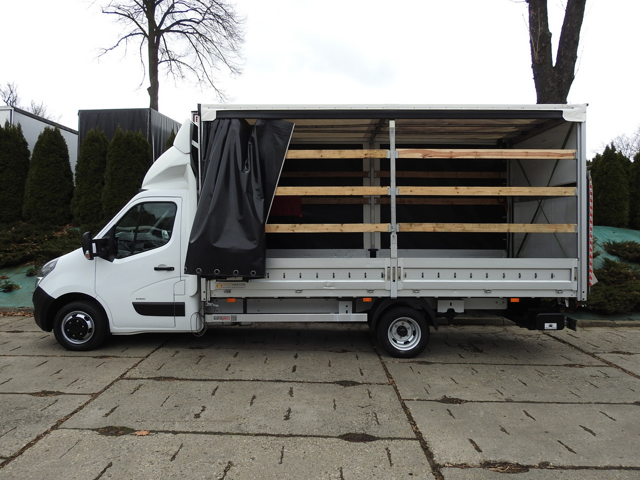 Curtain side van OPEL MOVANO TARPAULIN LIFT 10 PALLETS CRUISE CONTROL AIR CONDITIONING LED LIGHTS PNEUMATICS TWIN WHEELS 165HP: picture 8 Curtain side van OPEL MOVANO TARPAULIN LIFT 10 PALLETS CRUISE CONTROL AIR CONDITIONING LED LIGHTS PNEUMATICS TWIN WHEELS 165HP: picture 8