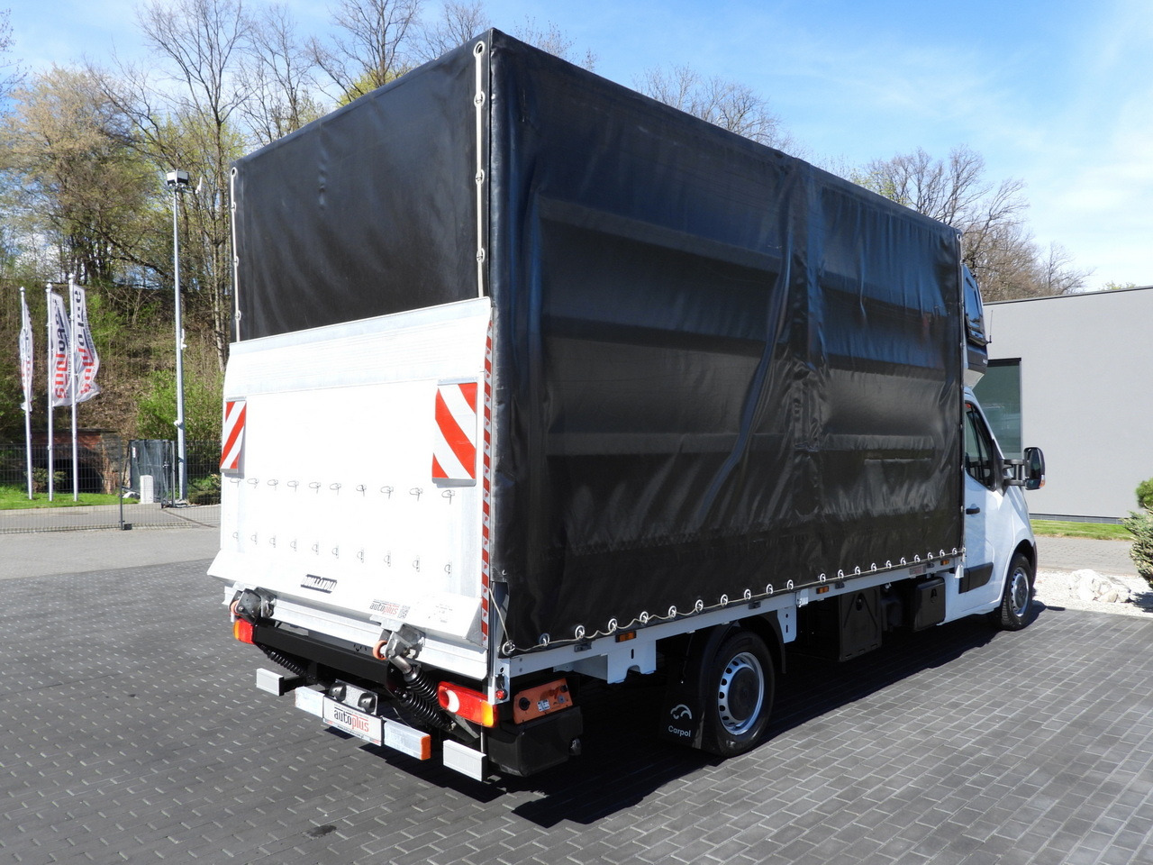 OPEL MOVANO TARPAULIN LIFT 9 PALLETS WEBASTO CRUISE CONTROL LED LIGHTS PNEUMATICS AIR CONDITIONING 165HP - Curtain side van: picture 3 OPEL MOVANO TARPAULIN LIFT 9 PALLETS WEBASTO CRUISE CONTROL LED LIGHTS PNEUMATICS AIR CONDITIONING 165HP - Curtain side van: picture 3