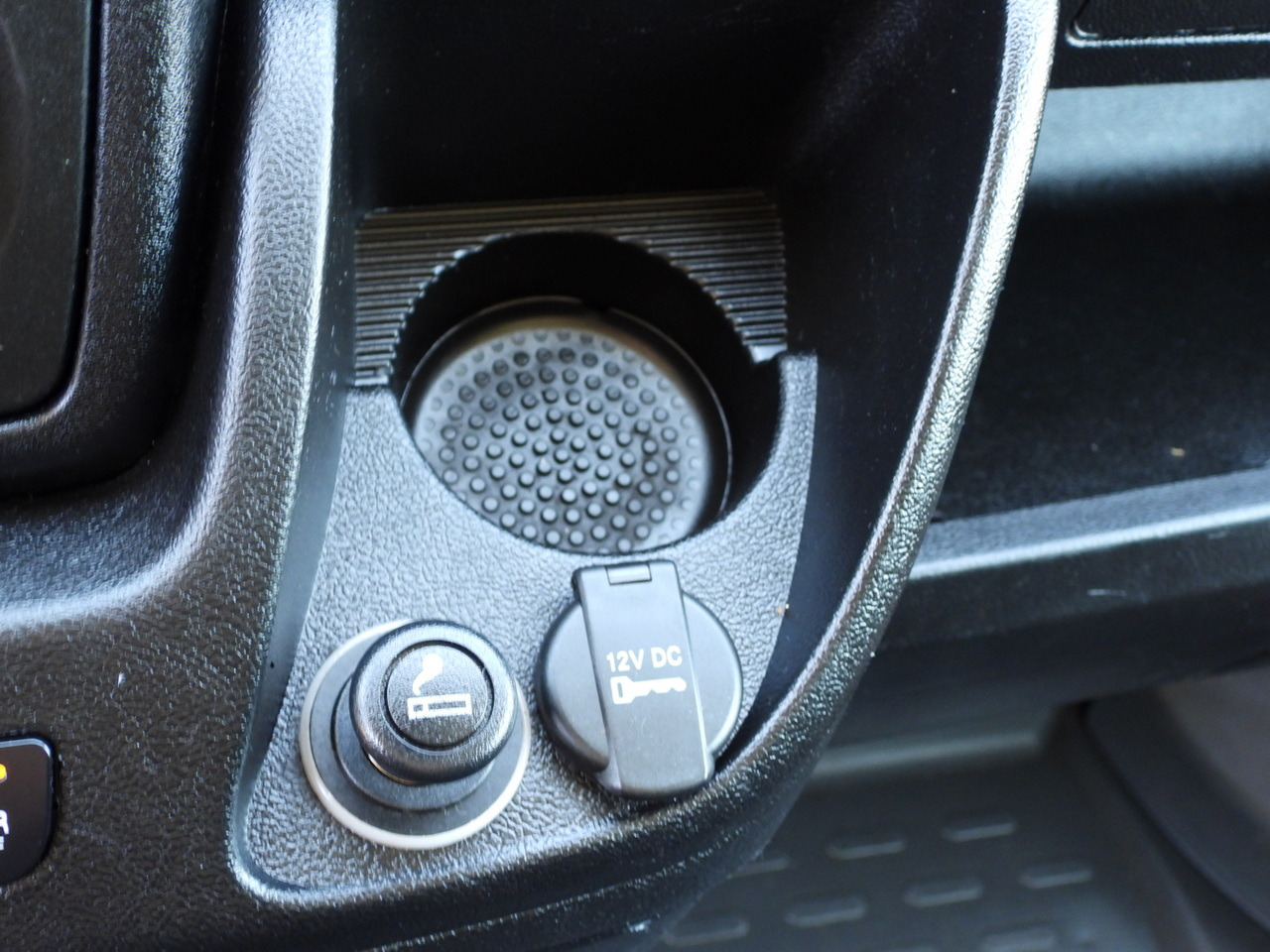 Leasing of PEUGEOT BOXER BOX LIFT 8 PALLETS CRUISE CONTROL AIR CONDITIONING  130HP PEUGEOT BOXER BOX LIFT 8 PALLETS CRUISE CONTROL AIR CONDITIONING  130HP: picture 35