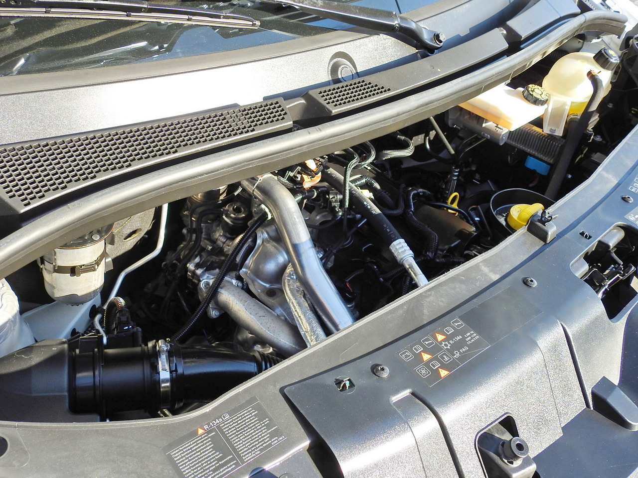 Flatbed van RENAULT MASTER STAKE BODY CRUISE CONTROL AIR CONDITIONING LED LIGHTS TWIN WHEELS  130HP: picture 20 Flatbed van RENAULT MASTER STAKE BODY CRUISE CONTROL AIR CONDITIONING LED LIGHTS TWIN WHEELS  130HP: picture 20