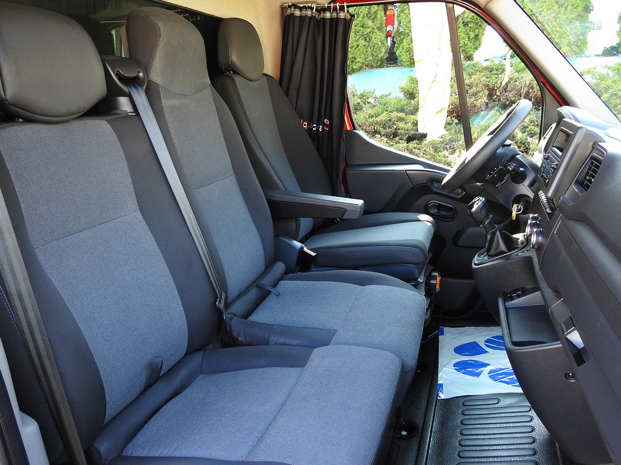 Leasing of RENAULT MASTER TARPAULIN 10 PALLETS WEBASTO CRUISE CONTROL AIR CONDITIONING LED LIGHTS PNEUMATICS  165HP RENAULT MASTER TARPAULIN 10 PALLETS WEBASTO CRUISE CONTROL AIR CONDITIONING LED LIGHTS PNEUMATICS  165HP: picture 46