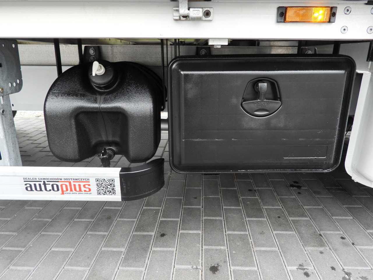 Leasing of RENAULT MASTER  TARPAULIN 10 PALLETS WEBASTO CRUISE CONTROL LED LIGHTS PNEUMATICS AIR CONDITIONING  165HP RENAULT MASTER  TARPAULIN 10 PALLETS WEBASTO CRUISE CONTROL LED LIGHTS PNEUMATICS AIR CONDITIONING  165HP: picture 22