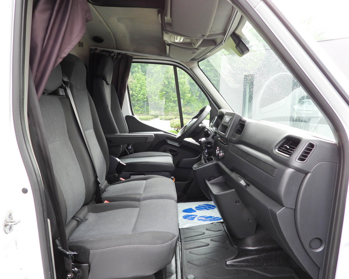 Leasing of RENAULT MASTER  TARPAULIN 10 PALLETS WEBASTO CRUISE CONTROL LED LIGHTS PNEUMATICS AIR CONDITIONING  165HP RENAULT MASTER  TARPAULIN 10 PALLETS WEBASTO CRUISE CONTROL LED LIGHTS PNEUMATICS AIR CONDITIONING  165HP: picture 36