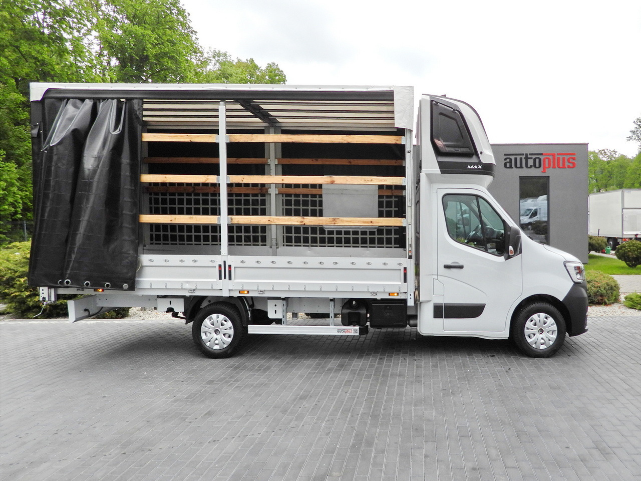 Leasing of RENAULT MASTER  TARPAULIN 10 PALLETS WEBASTO CRUISE CONTROL LED LIGHTS PNEUMATICS AIR CONDITIONING  165HP RENAULT MASTER  TARPAULIN 10 PALLETS WEBASTO CRUISE CONTROL LED LIGHTS PNEUMATICS AIR CONDITIONING  165HP: picture 8