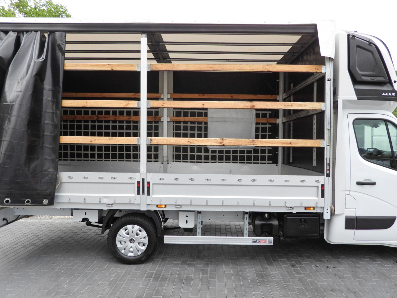 Leasing of RENAULT MASTER  TARPAULIN 10 PALLETS WEBASTO CRUISE CONTROL LED LIGHTS PNEUMATICS AIR CONDITIONING  165HP RENAULT MASTER  TARPAULIN 10 PALLETS WEBASTO CRUISE CONTROL LED LIGHTS PNEUMATICS AIR CONDITIONING  165HP: picture 26