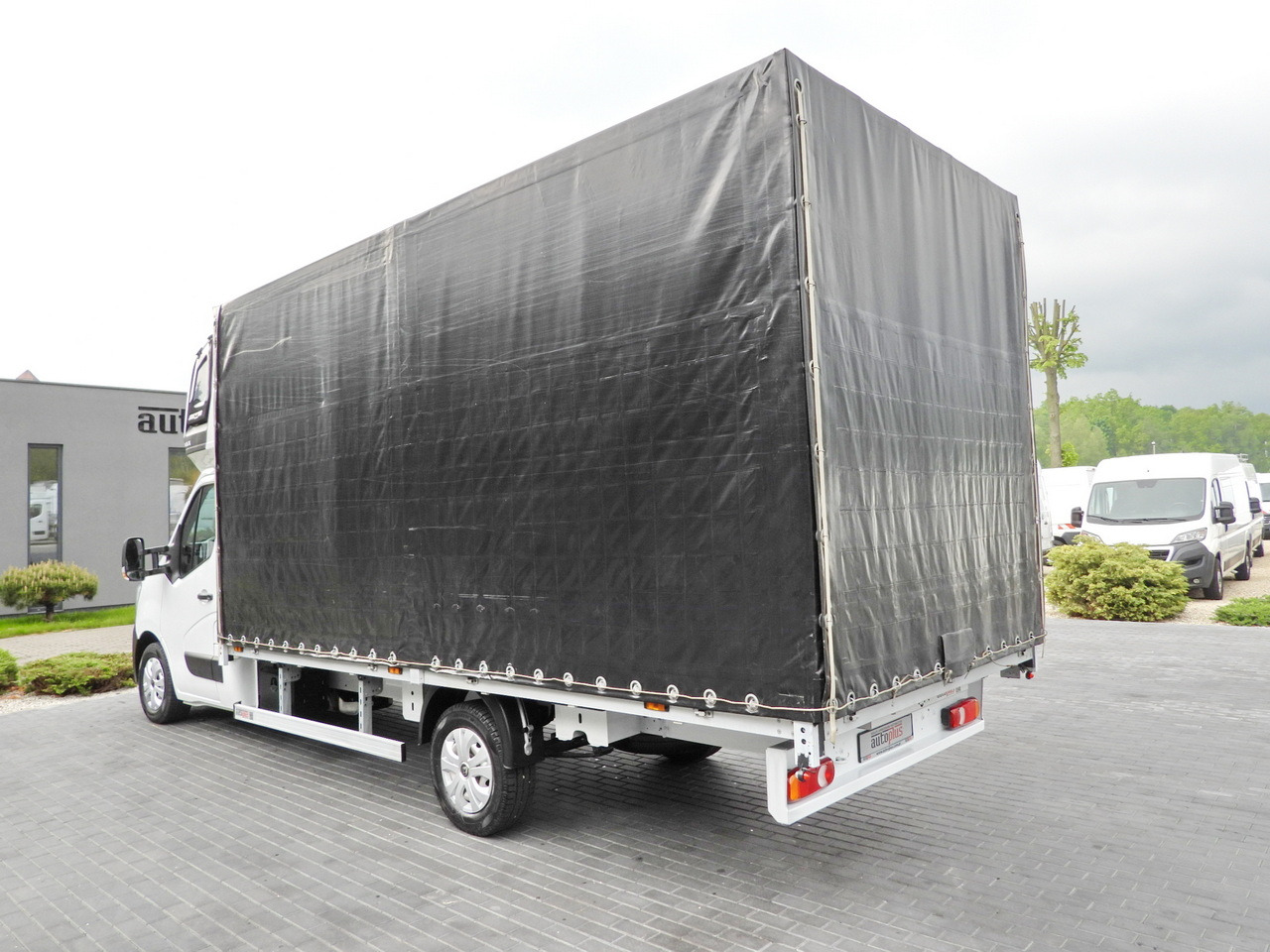Leasing of RENAULT MASTER  TARPAULIN 10 PALLETS WEBASTO CRUISE CONTROL LED LIGHTS PNEUMATICS AIR CONDITIONING  165HP RENAULT MASTER  TARPAULIN 10 PALLETS WEBASTO CRUISE CONTROL LED LIGHTS PNEUMATICS AIR CONDITIONING  165HP: picture 10