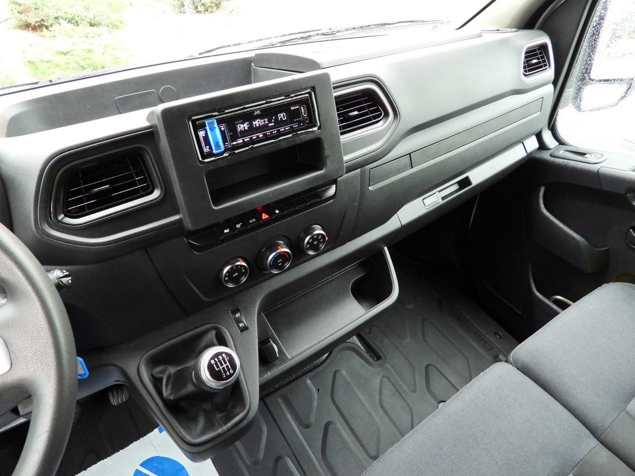 Leasing of RENAULT MASTER  TARPAULIN 10 PALLETS WEBASTO CRUISE CONTROL LED LIGHTS PNEUMATICS AIR CONDITIONING  165HP RENAULT MASTER  TARPAULIN 10 PALLETS WEBASTO CRUISE CONTROL LED LIGHTS PNEUMATICS AIR CONDITIONING  165HP: picture 33