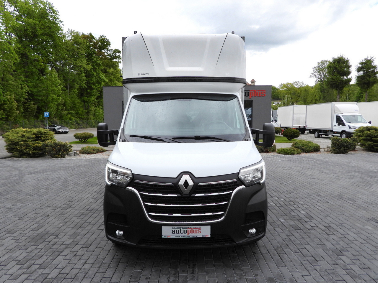 RENAULT MASTER TARPAULIN 10 PALLETS WEBASTO CRUISE CONTROL LED LIGHTS PNEUMATICS AIR CONDITIONING 165HP - Curtain side van: picture 5 RENAULT MASTER TARPAULIN 10 PALLETS WEBASTO CRUISE CONTROL LED LIGHTS PNEUMATICS AIR CONDITIONING 165HP - Curtain side van: picture 5