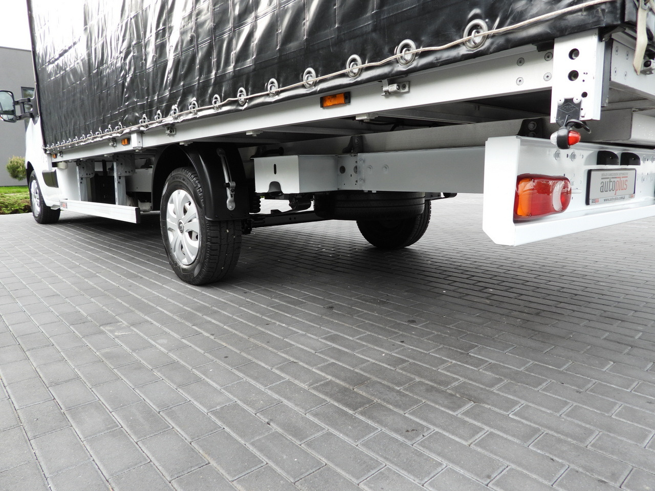 Leasing of RENAULT MASTER  TARPAULIN 10 PALLETS WEBASTO CRUISE CONTROL LED LIGHTS PNEUMATICS AIR CONDITIONING  165HP RENAULT MASTER  TARPAULIN 10 PALLETS WEBASTO CRUISE CONTROL LED LIGHTS PNEUMATICS AIR CONDITIONING  165HP: picture 15