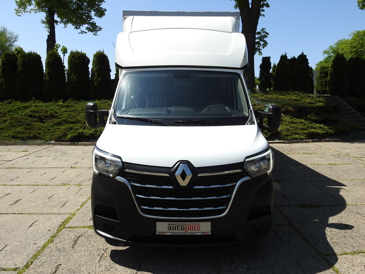 RENAULT MASTER TARPAULIN 8 PALLETS WEBASTO CRUISE CONTROL LED LIGHTS PNEUMATICS 165HP - Curtain side van: picture 5 RENAULT MASTER TARPAULIN 8 PALLETS WEBASTO CRUISE CONTROL LED LIGHTS PNEUMATICS 165HP - Curtain side van: picture 5