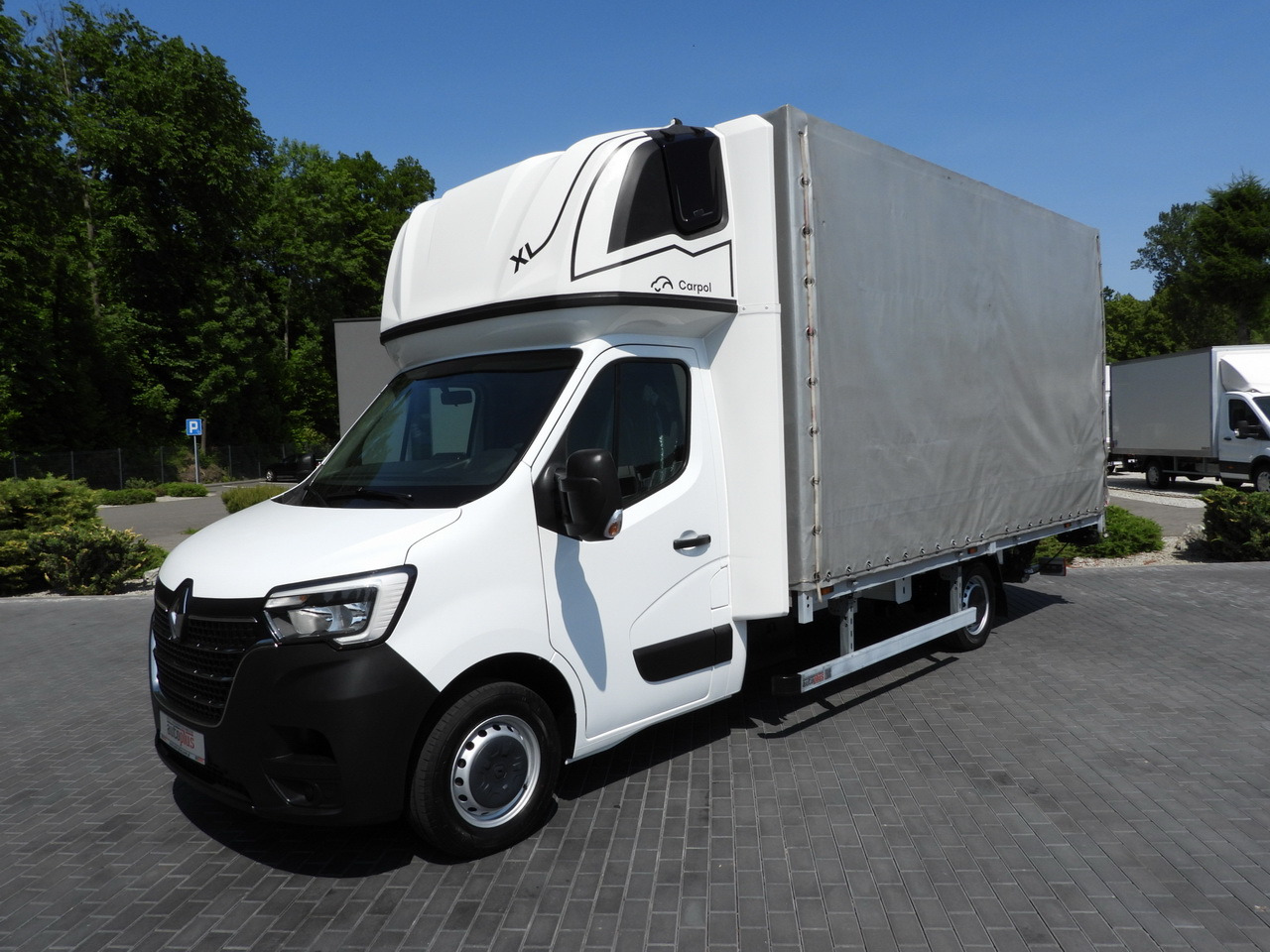 Curtain side van RENAULT MASTER TARPAULIN LIFT 10 PALLETS WEBASTO CRUISE CONTROL LED LIGHTS PNEUMATICS AIR CONDITIONING 165HP: picture 21 Curtain side van RENAULT MASTER TARPAULIN LIFT 10 PALLETS WEBASTO CRUISE CONTROL LED LIGHTS PNEUMATICS AIR CONDITIONING 165HP: picture 21