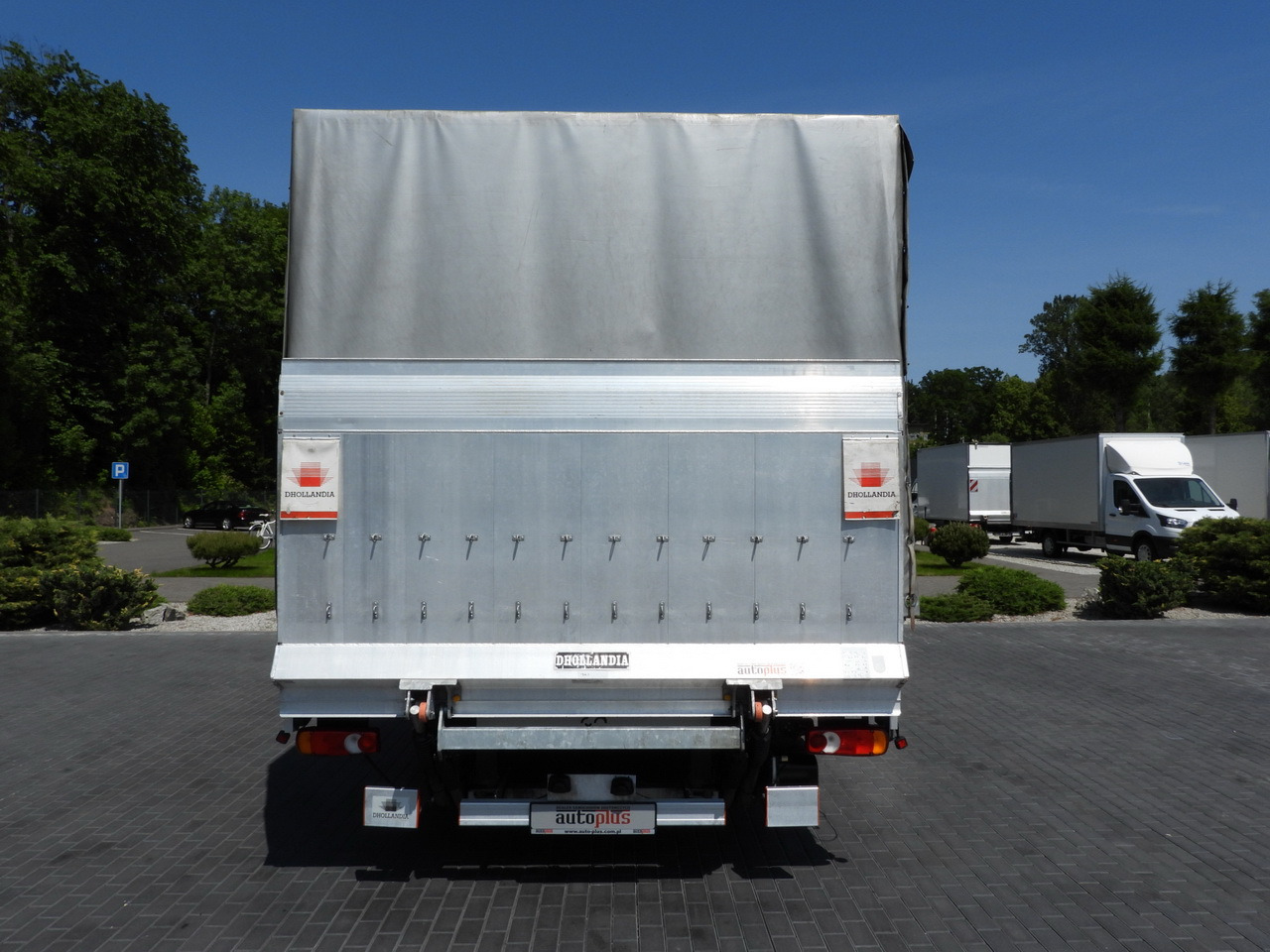 Curtain side van RENAULT MASTER TARPAULIN LIFT 10 PALLETS WEBASTO CRUISE CONTROL LED LIGHTS PNEUMATICS AIR CONDITIONING 165HP: picture 11 Curtain side van RENAULT MASTER TARPAULIN LIFT 10 PALLETS WEBASTO CRUISE CONTROL LED LIGHTS PNEUMATICS AIR CONDITIONING 165HP: picture 11