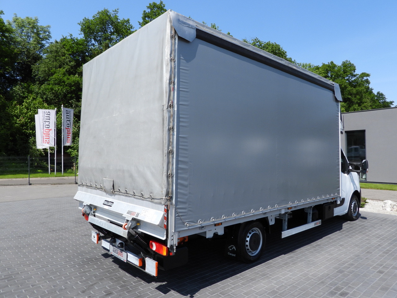 Curtain side van RENAULT MASTER TARPAULIN LIFT 10 PALLETS WEBASTO CRUISE CONTROL LED LIGHTS PNEUMATICS AIR CONDITIONING 165HP: picture 14 Curtain side van RENAULT MASTER TARPAULIN LIFT 10 PALLETS WEBASTO CRUISE CONTROL LED LIGHTS PNEUMATICS AIR CONDITIONING 165HP: picture 14