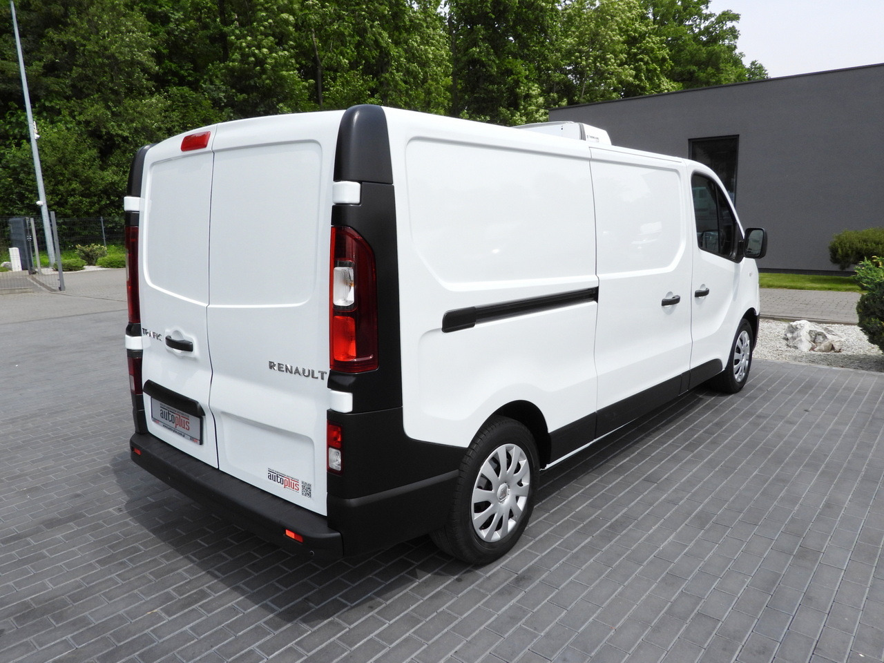 Refrigerated van RENAULT TRAFIC  REFRIGERATOR VAN 0*C CRUISE CONTROL LED LIGHTS AIR CONDITIONING  120HP: picture 14