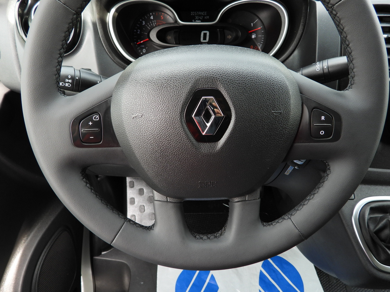 Refrigerated van RENAULT TRAFIC  REFRIGERATOR VAN 0*C CRUISE CONTROL LED LIGHTS AIR CONDITIONING  120HP: picture 30