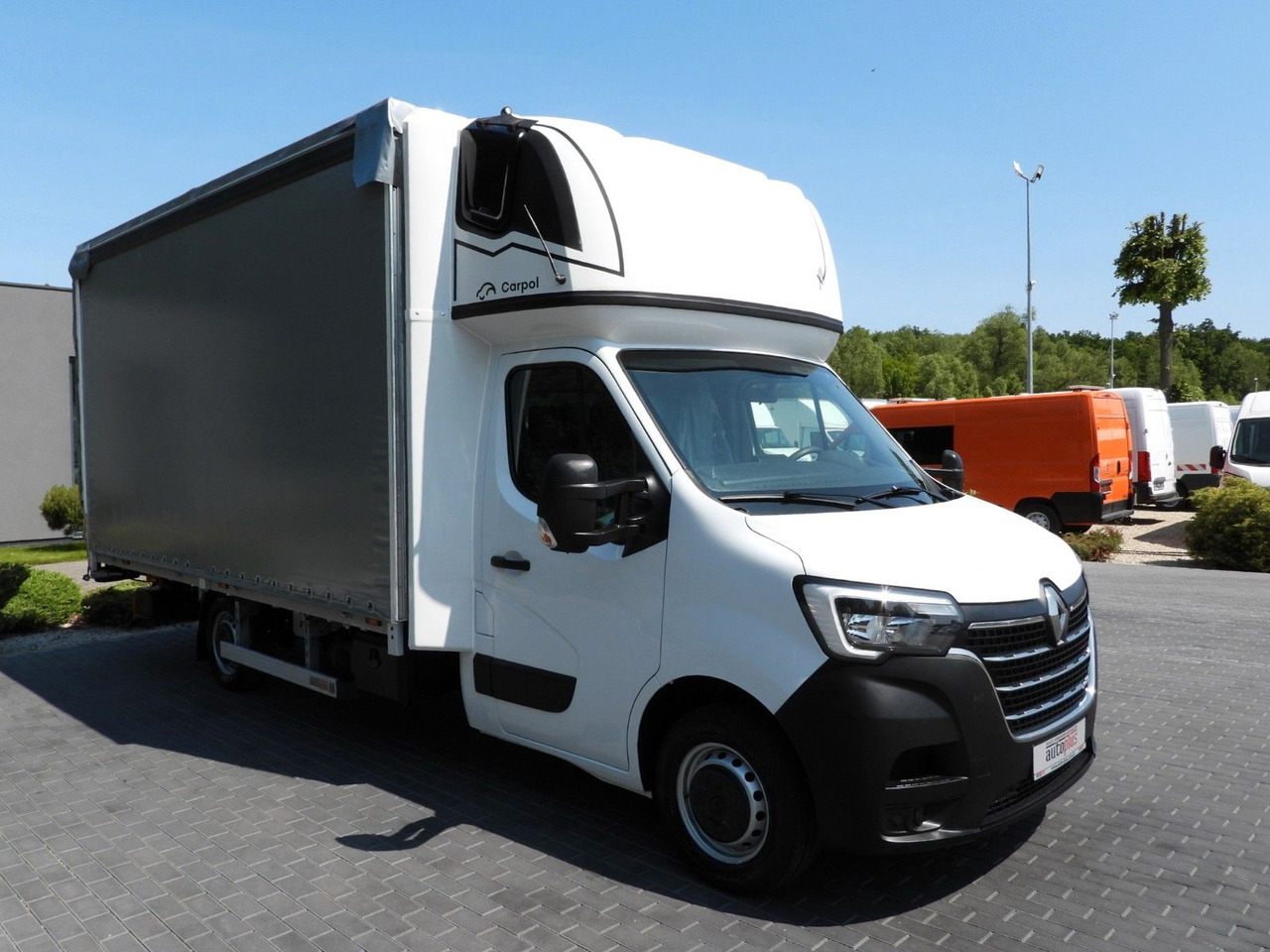 Renault MASTER PRITSCHE PLANE AUFZUG 10 PALETTEN WEBAST - Curtain side van: picture 4 Renault MASTER PRITSCHE PLANE AUFZUG 10 PALETTEN WEBAST - Curtain side van: picture 4