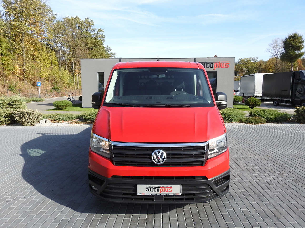 VOLKSWAGEN CRAFTER STAKE BODY DOUBLE CABIN DOKA 7 SEATS AIR CONDITIONING 140HP - Flatbed van: picture 5 VOLKSWAGEN CRAFTER STAKE BODY DOUBLE CABIN DOKA 7 SEATS AIR CONDITIONING 140HP - Flatbed van: picture 5