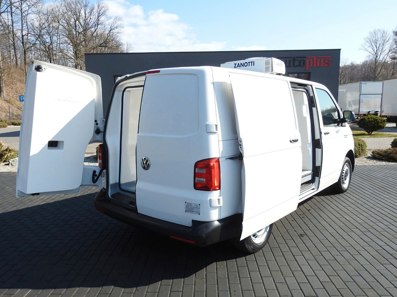 Volkswagen TRANSPORTER T6 KÜHLKASTENWAGEN 0*C TEMPOMAT - Refrigerated van: picture 3 Volkswagen TRANSPORTER T6 KÜHLKASTENWAGEN 0*C TEMPOMAT - Refrigerated van: picture 3