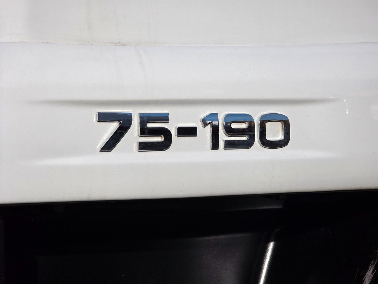 Box van Iveco Eurocargo 75-190 / Ladebordwand / 6D: picture 28 Box van Iveco Eurocargo 75-190 / Ladebordwand / 6D: picture 28