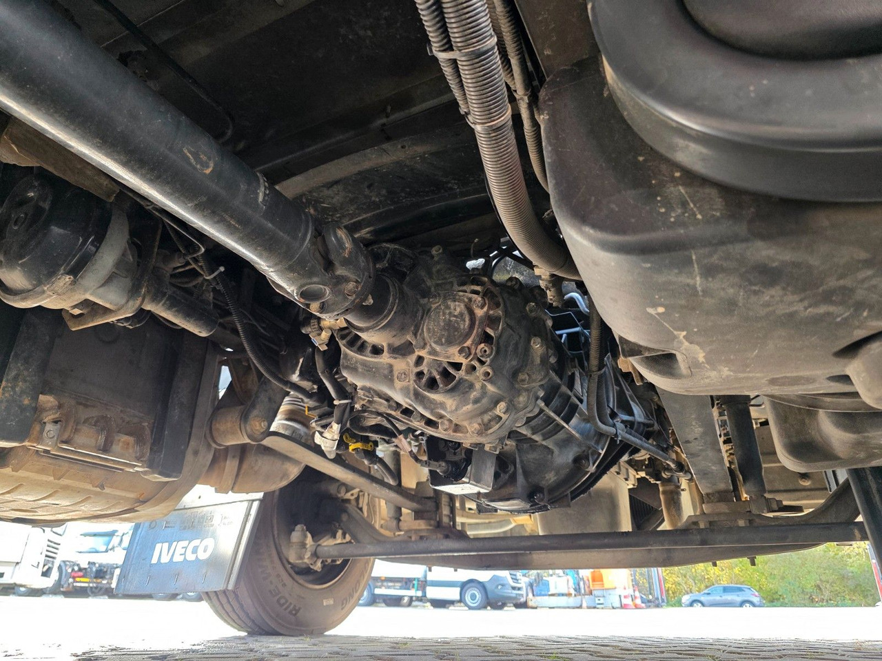 Box van Iveco Eurocargo 75-190 / Ladebordwand / 6D: picture 22 Box van Iveco Eurocargo 75-190 / Ladebordwand / 6D: picture 22