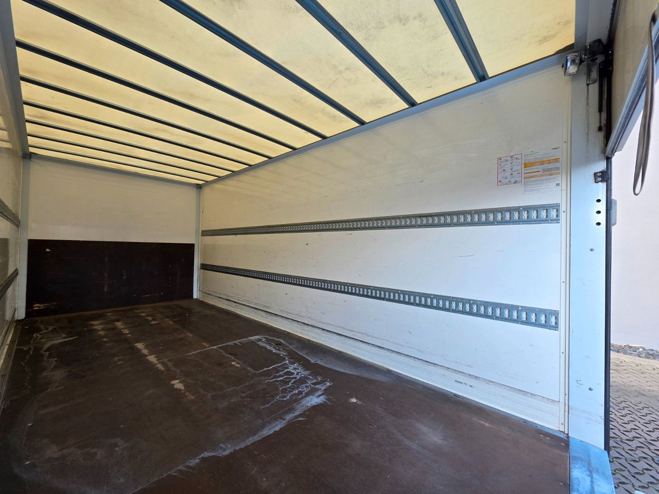 Box van Iveco Eurocargo 75-190 / Ladebordwand / 6D: picture 14 Box van Iveco Eurocargo 75-190 / Ladebordwand / 6D: picture 14