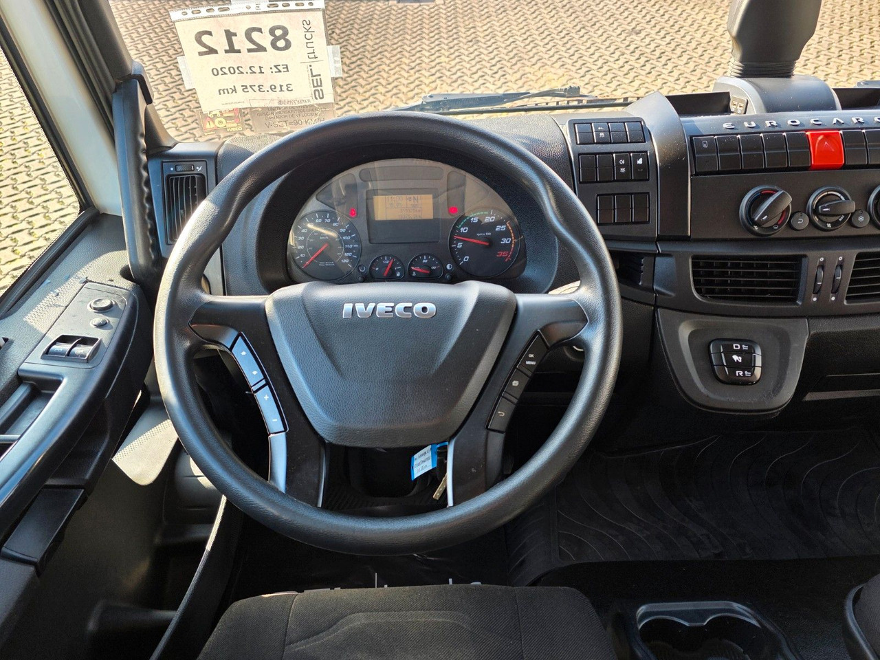 Box van Iveco Eurocargo 75-190 / Ladebordwand / 6D: picture 39 Box van Iveco Eurocargo 75-190 / Ladebordwand / 6D: picture 39