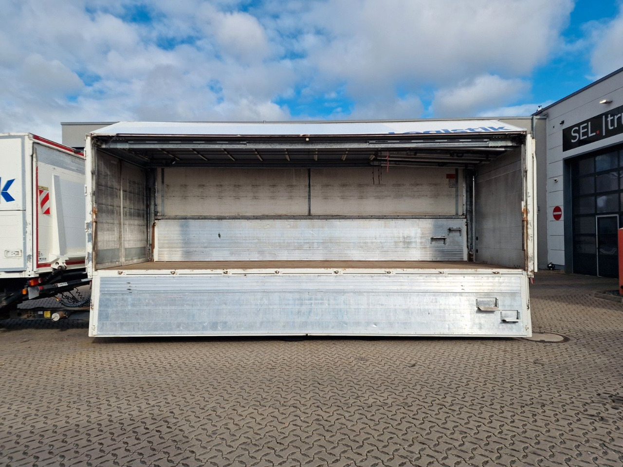 Beverage truck Iveco Stralis 420 / ZF Intarder / Ldbw / Lenkachse: picture 28 Beverage truck Iveco Stralis 420 / ZF Intarder / Ldbw / Lenkachse: picture 28