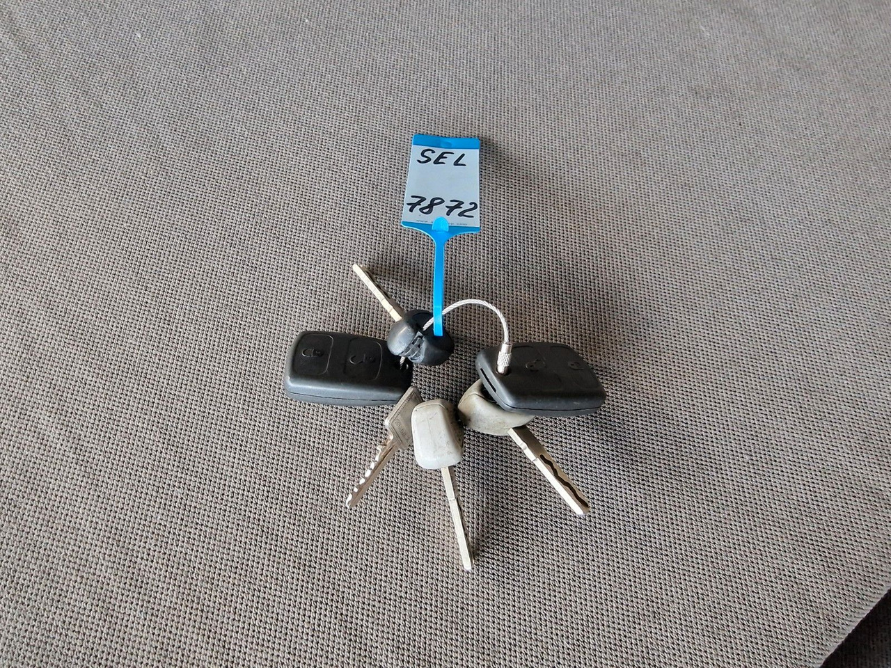 Beverage truck Iveco Stralis 420 / ZF Intarder / Ldbw / Lenkachse: picture 23 Beverage truck Iveco Stralis 420 / ZF Intarder / Ldbw / Lenkachse: picture 23