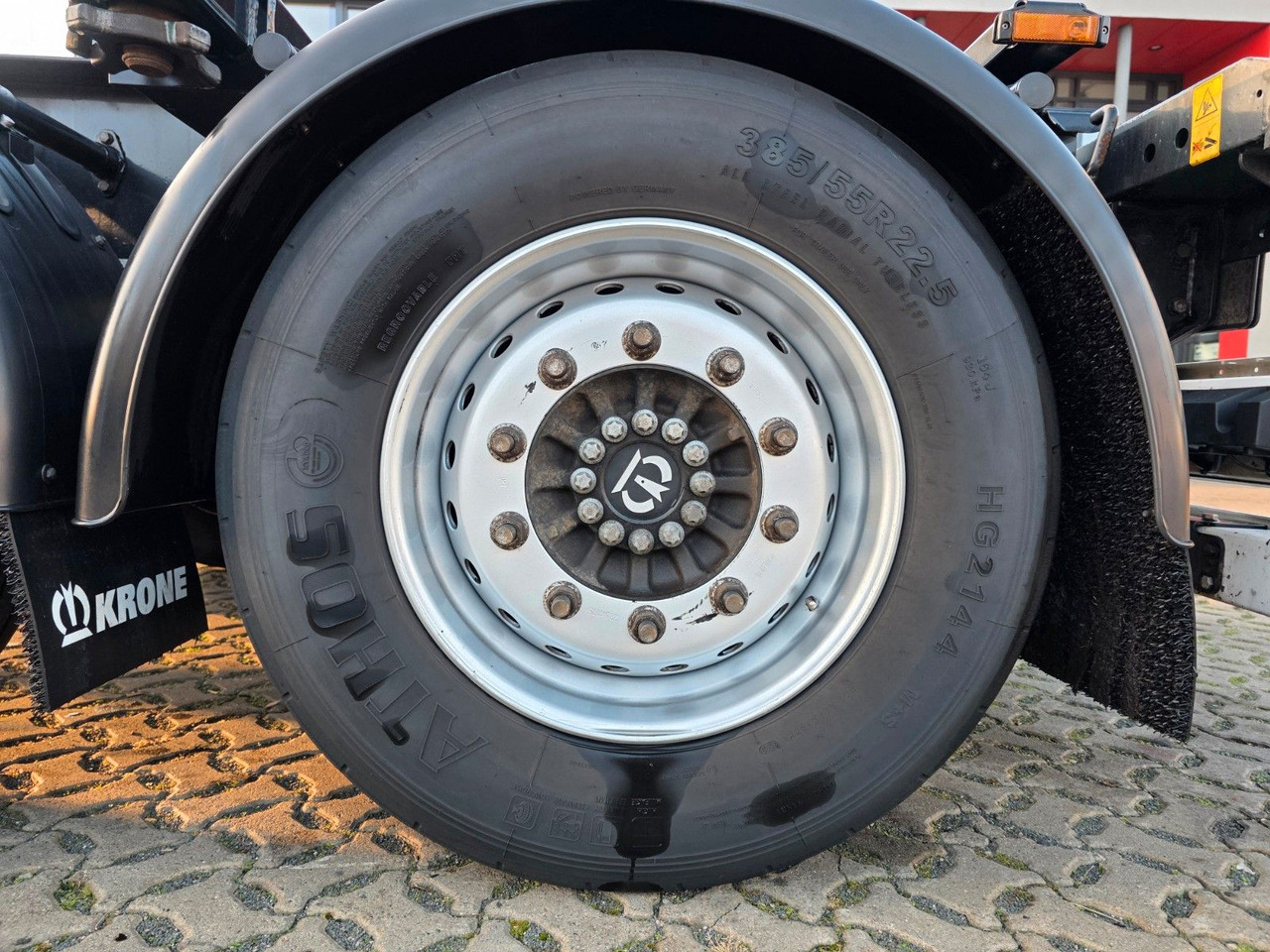 Container transporter/ Swap body semi-trailer Krone SD / Teleskop / 11.035-12.640 / Liftachse: picture 27