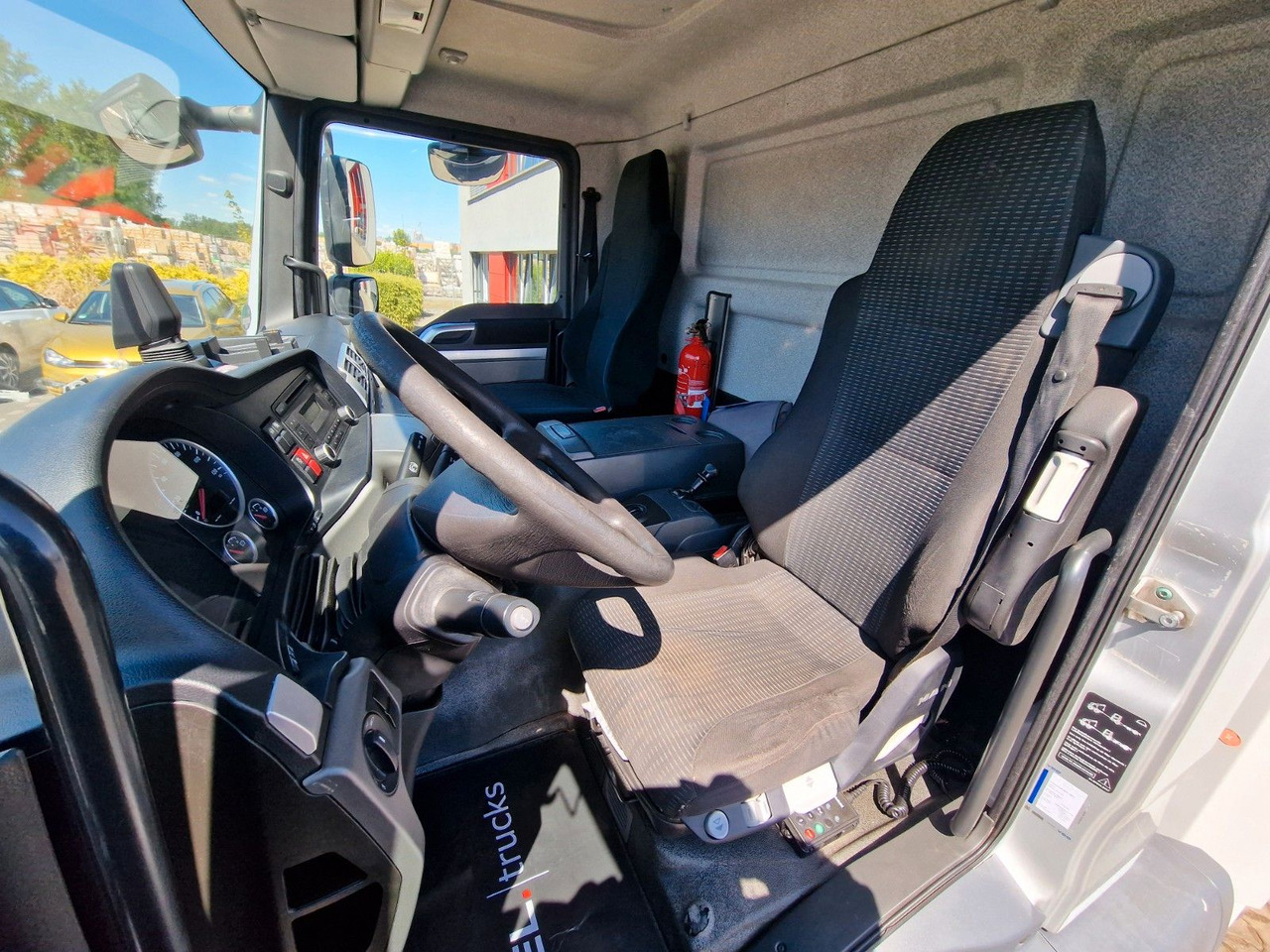 Refrigerator truck MAN TGM 18.290 4X2 LL / Ldbw / Carrier Supra 1250Mt: picture 17