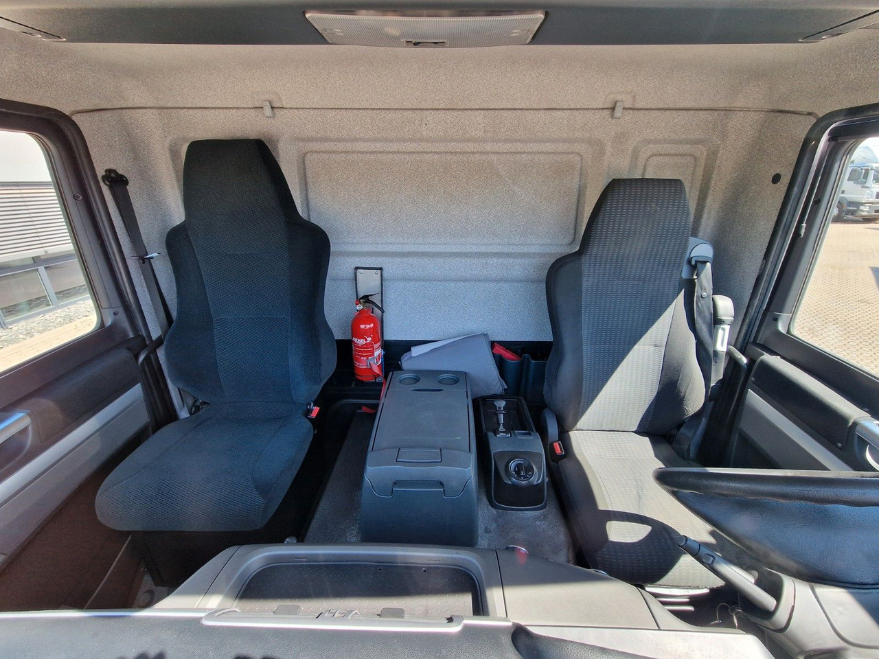 Refrigerator truck MAN TGM 18.290 4X2 LL / Ldbw / Carrier Supra 1250Mt: picture 20