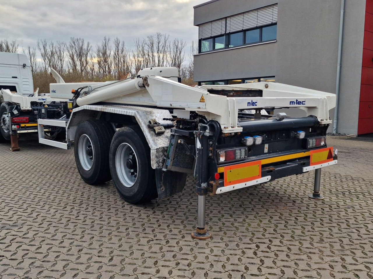 Tipper MAN TGS 35.500.8X2-6 BL / Silosteller / Lenkachse: picture 27