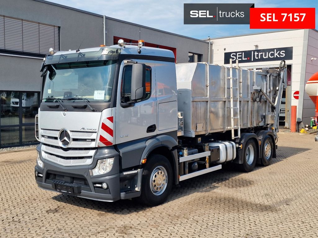 Mercedes-Benz Actros 2545 / Tierkadaver / mit Waage Mercedes-Benz Actros 2545 /für Tierkadaver / mit Waage - Tipper: picture 1 Mercedes-Benz Actros 2545 / Tierkadaver / mit Waage Mercedes-Benz Actros 2545 /für Tierkadaver / mit Waage - Tipper: picture 1