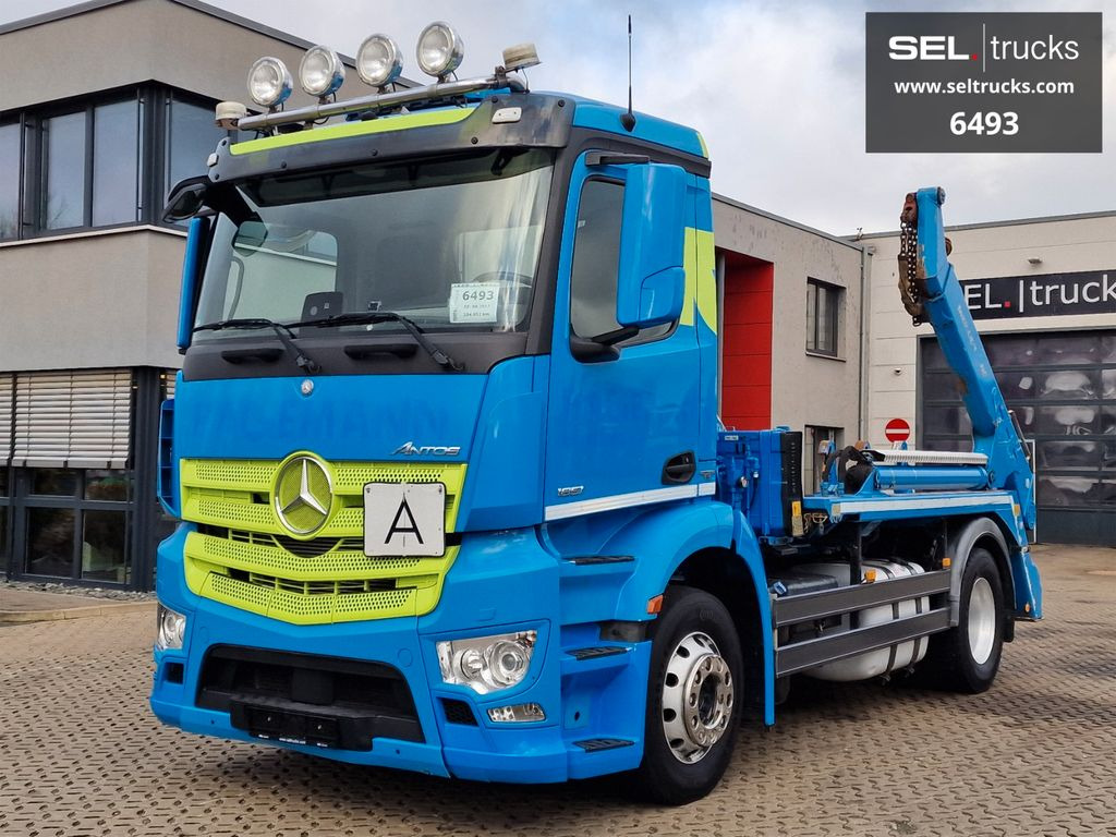 Mercedes-Benz Antos 1851 / Meiller Kipper / Standklima / Navi Mercedes-Benz Antos 1851 / Meiller Kipper / Standklima / Navi - Skip loader truck: picture 1 Mercedes-Benz Antos 1851 / Meiller Kipper / Standklima / Navi Mercedes-Benz Antos 1851 / Meiller Kipper / Standklima / Navi - Skip loader truck: picture 1