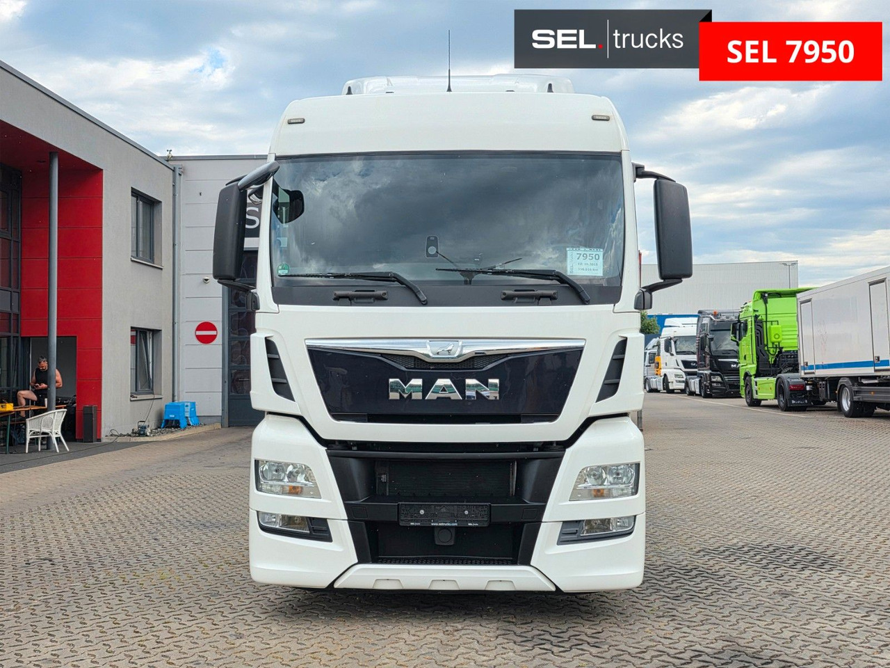 MAN TGX 18.400 4X2 LLS-U / ZF Intarder / Hubkupplung - Tractor unit: picture 2 MAN TGX 18.400 4X2 LLS-U / ZF Intarder / Hubkupplung - Tractor unit: picture 2