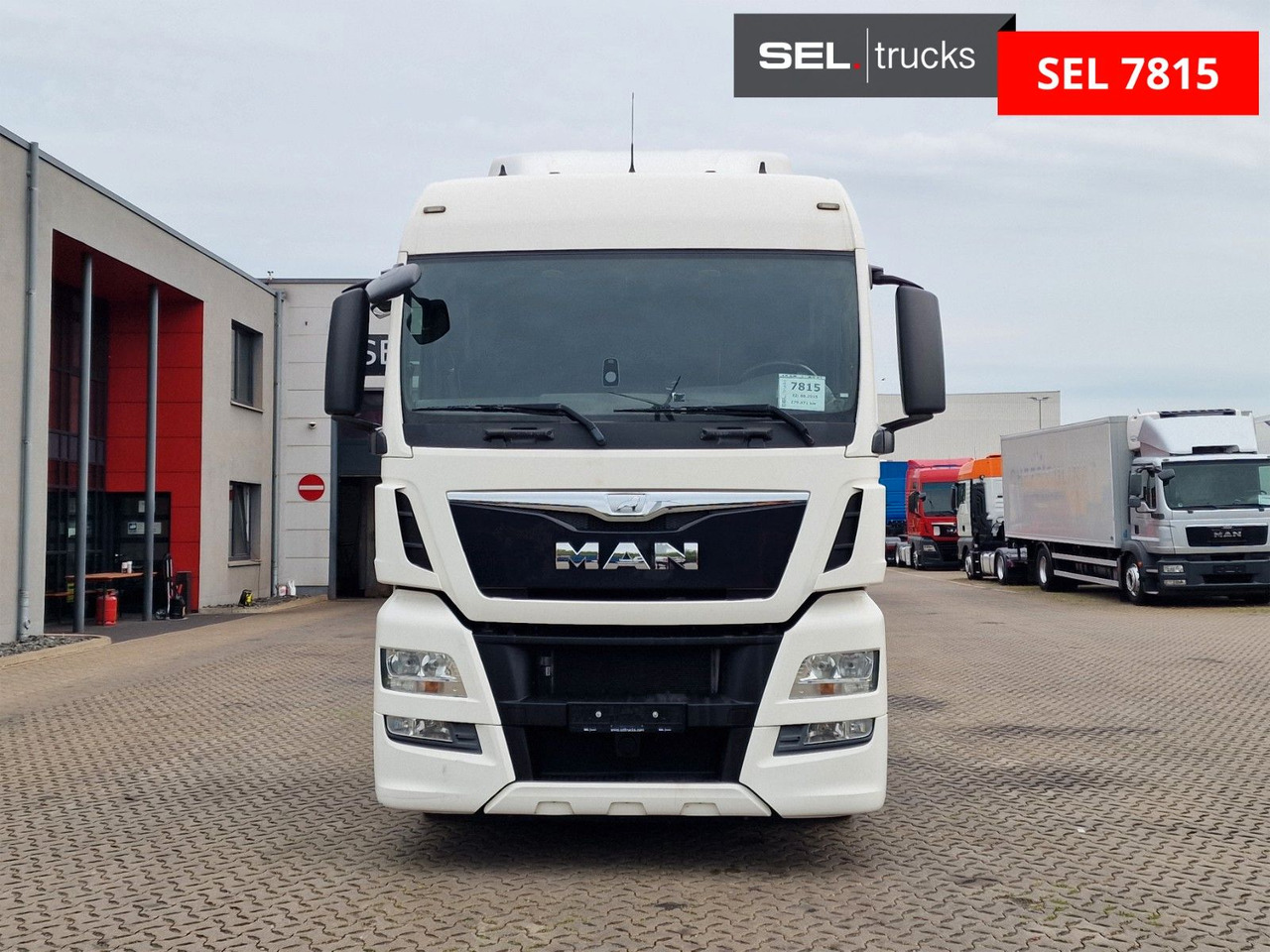 MAN TGX 18.400 4X2 LLS-U / ZF Intarder / LOW KM !!! - Tractor unit: picture 2 MAN TGX 18.400 4X2 LLS-U / ZF Intarder / LOW KM !!! - Tractor unit: picture 2