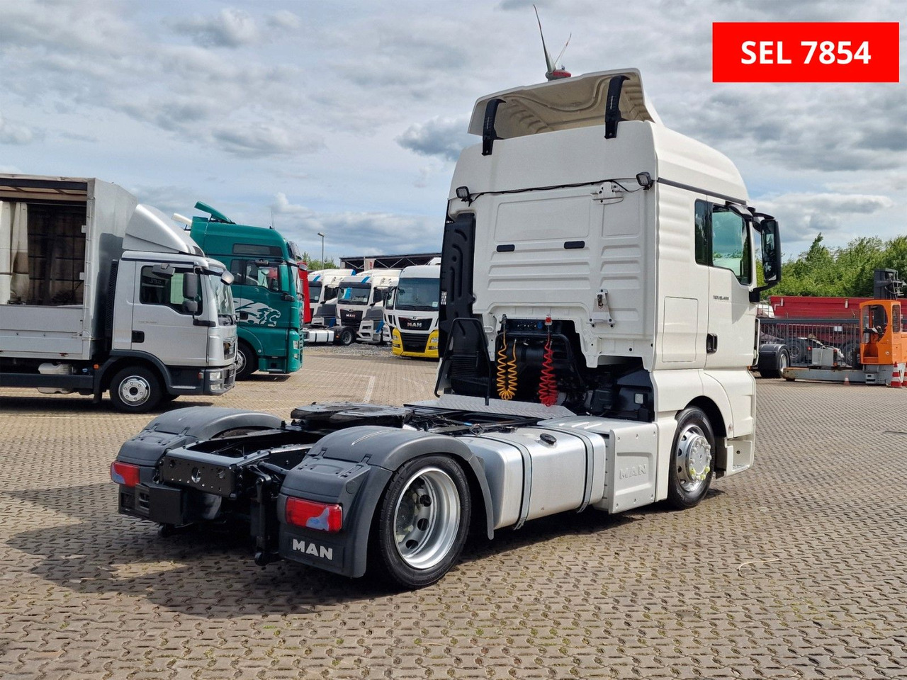MAN TGX 18.400 4x2 LLS-U / ZF Intarder - Tractor unit: picture 5 MAN TGX 18.400 4x2 LLS-U / ZF Intarder - Tractor unit: picture 5