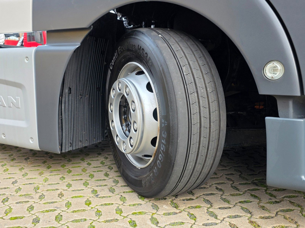 Tractor unit MAN TGX 18.460 4X2 LLS-U / Retarder / 2 Tanks: picture 48