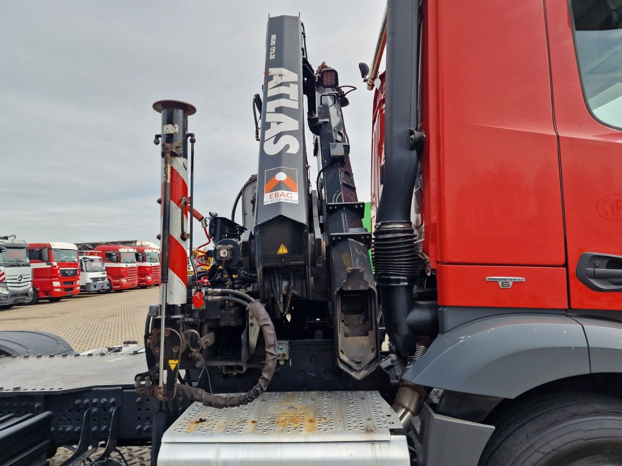 Tractor unit Mercedes-Benz Antos 1843 / Atlas 172.3E-A4 / KRAN: picture 10
