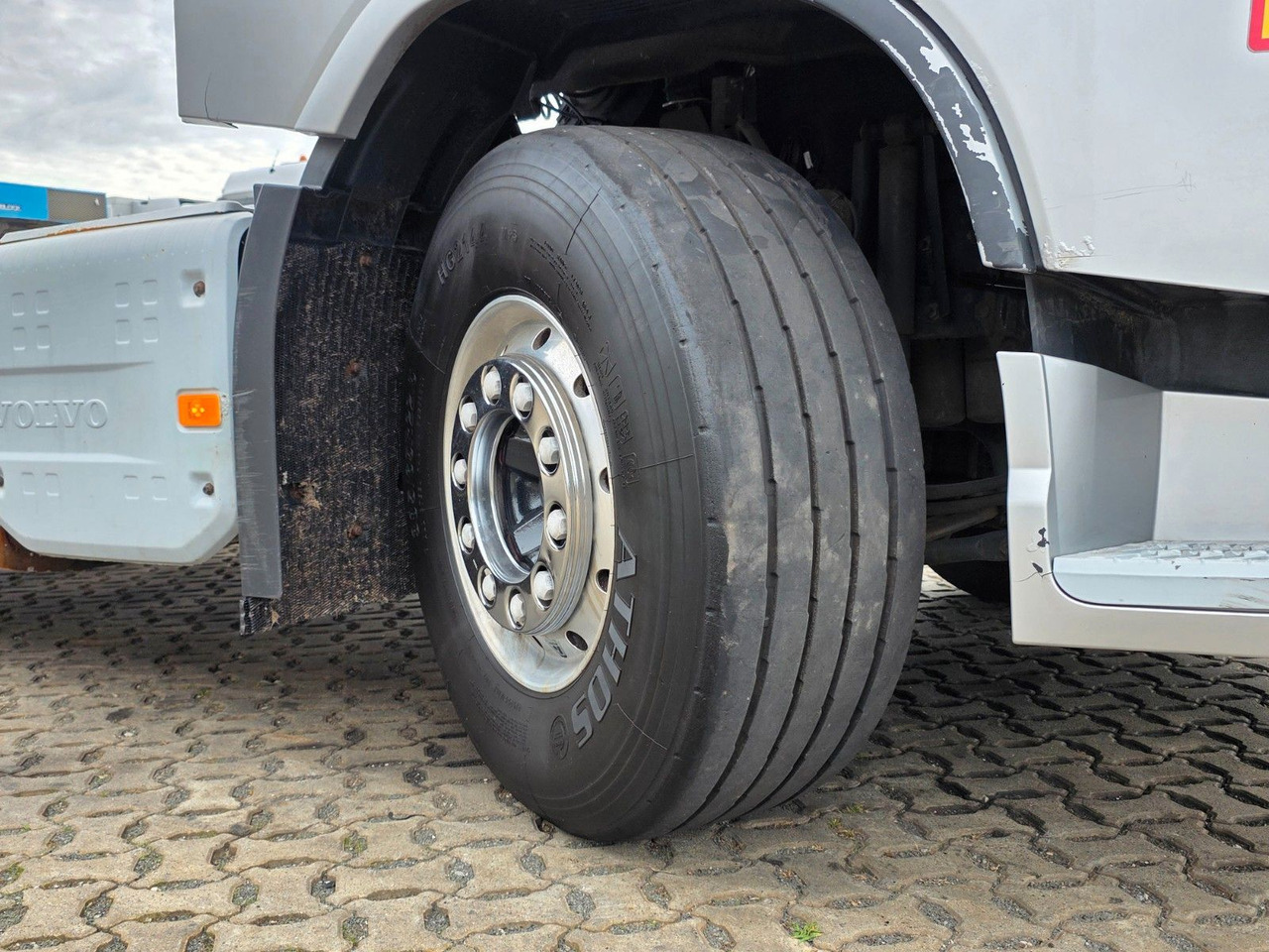 Tractor unit Volvo FH 460 / Alu-Felgen / Standklimaanlage: picture 26