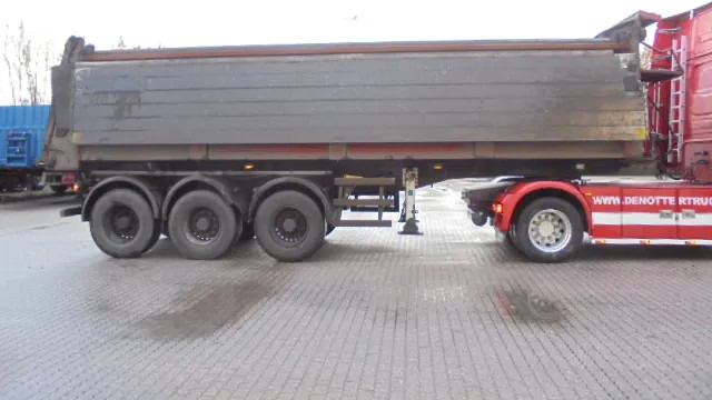 AJK OP 17-27/22 5 HARDOX STEEL - Tipper semi-trailer: picture 3 AJK OP 17-27/22 5 HARDOX STEEL - Tipper semi-trailer: picture 3
