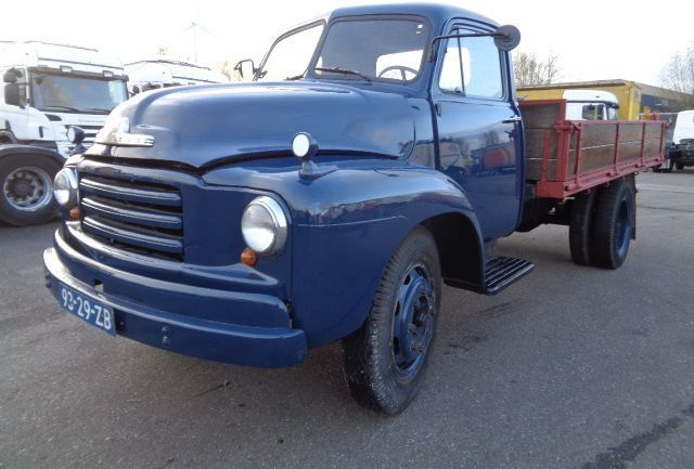 Bedford A 5LCG 5 TONNER - Dropside/ Flatbed truck: picture 1 Bedford A 5LCG 5 TONNER - Dropside/ Flatbed truck: picture 1